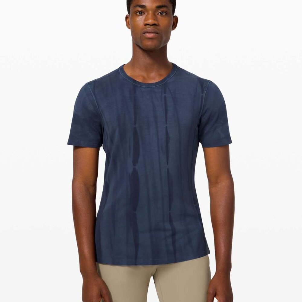 Lululemon 5 Year Basic Tee Vertical Spray Dye Iro… - image 1